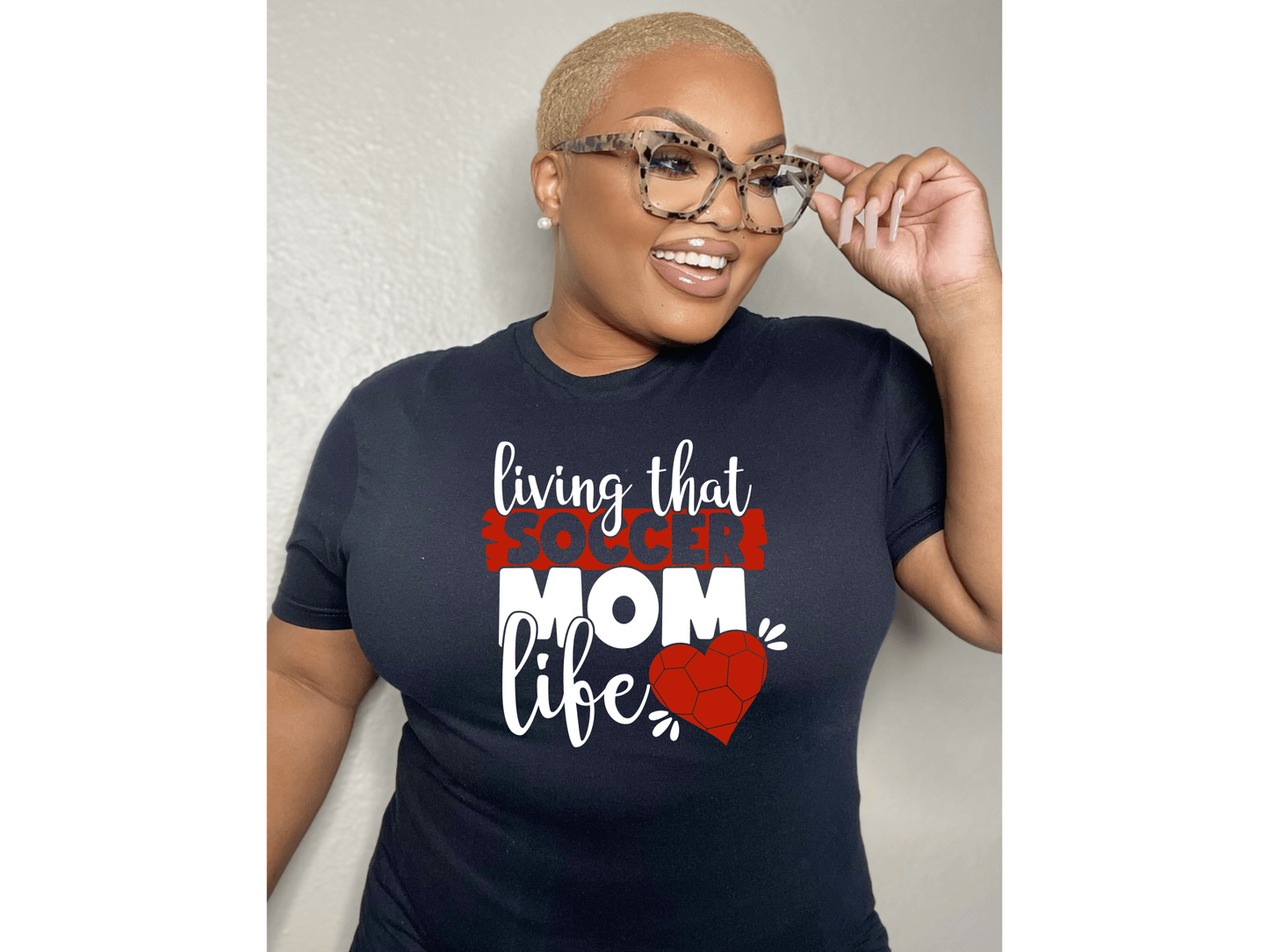 Living That Soccer Mom Life Shirt - smuniqueshirts