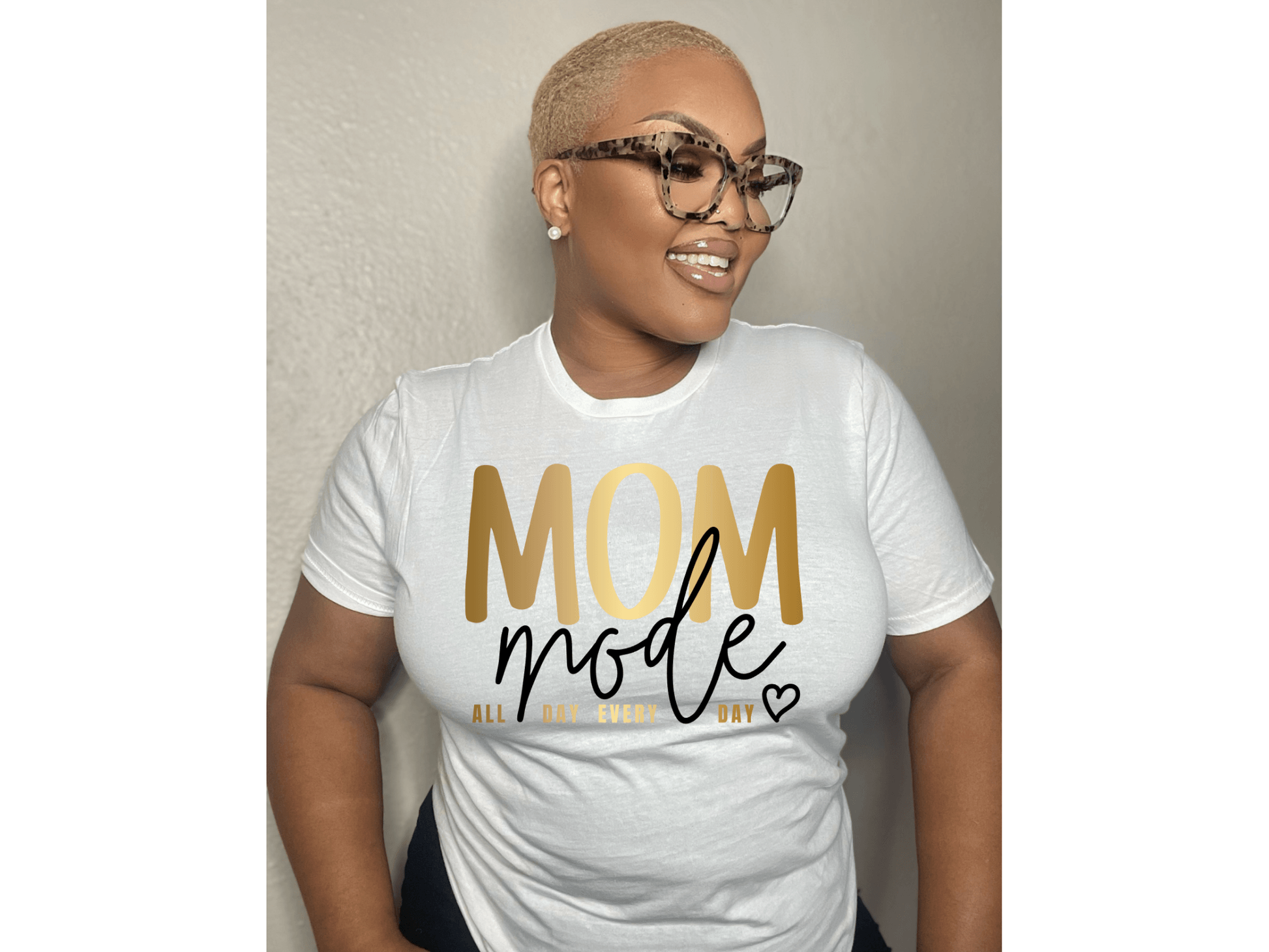 Mom mode all day everyday t-shirt or hoodie (New Arrival) - smuniqueshirts